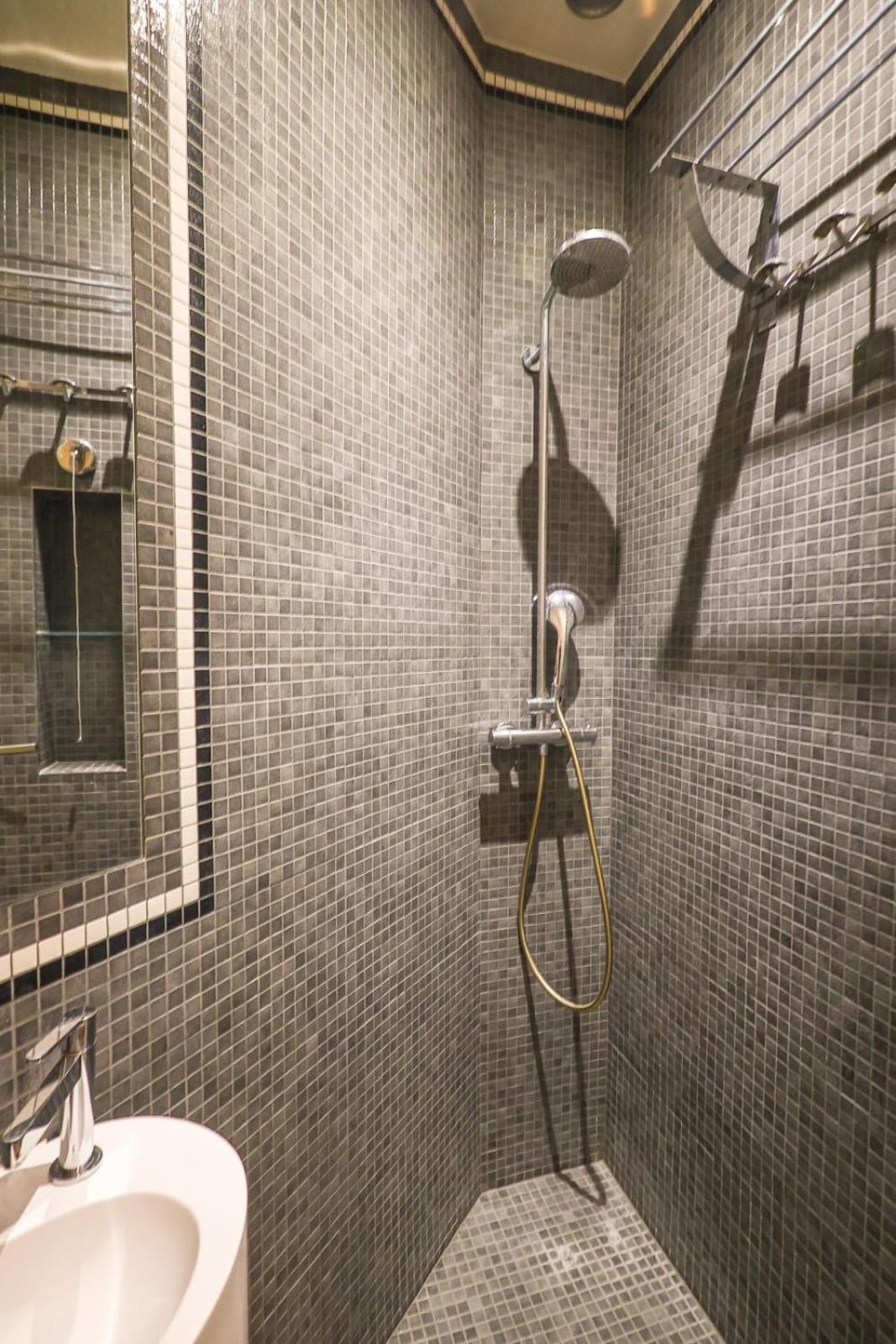 פריז Elegant Appartement Climatise De 65 M2 Avec 2 Ch מראה חיצוני תמונה